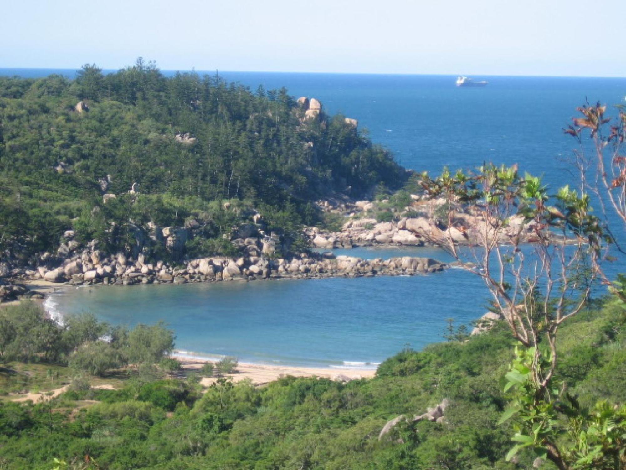 Affordable Island Escape! Queen Studio, Nelly Bay ภายนอก รูปภาพ